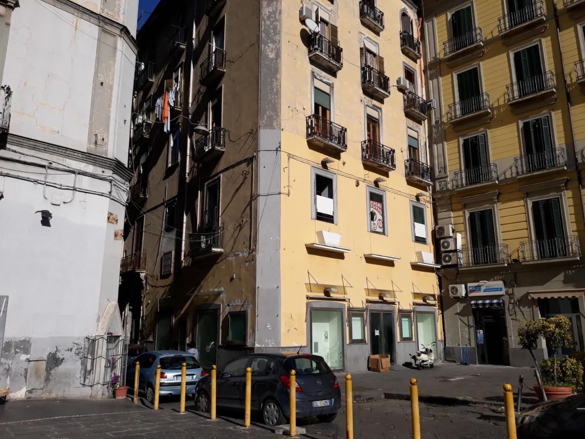 Appartamento City Center Neapel Exterior foto